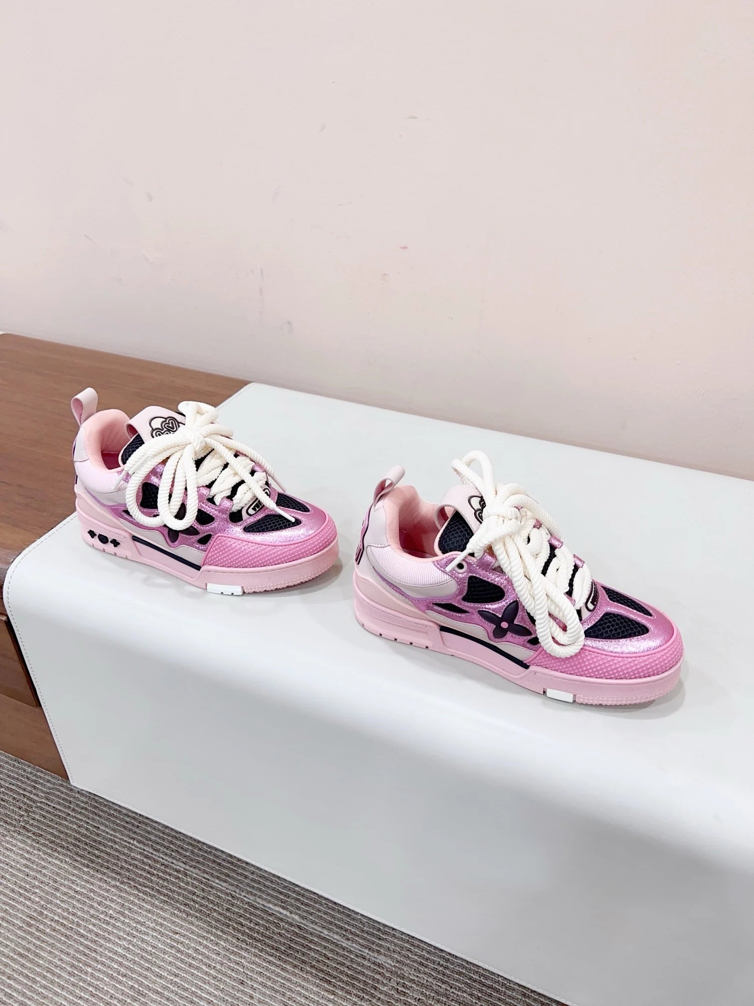 Skate Sneakers