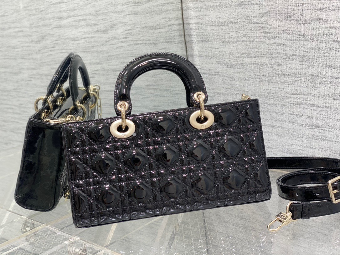 D-Joy Patent Bag