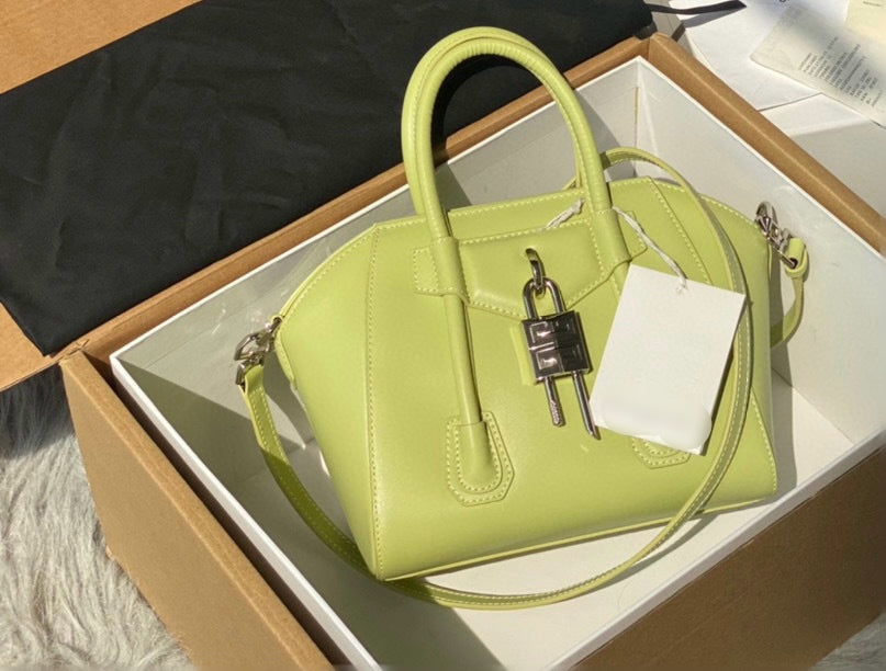 Antigona Padlock Bag