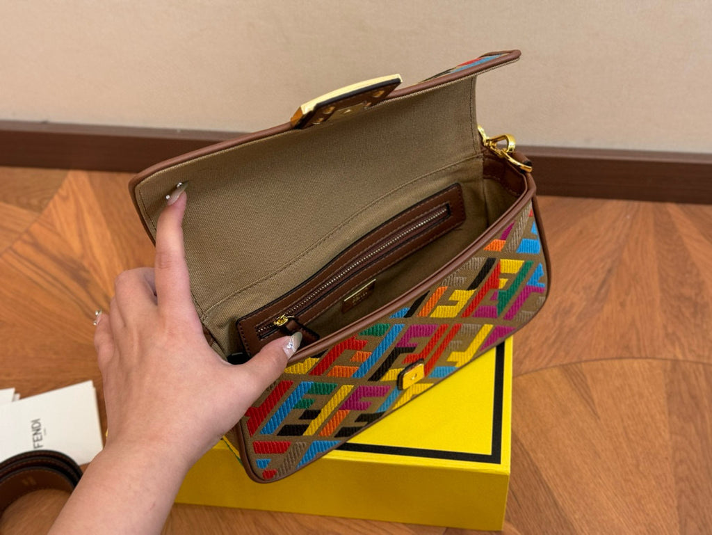 Baguette Crossbody
