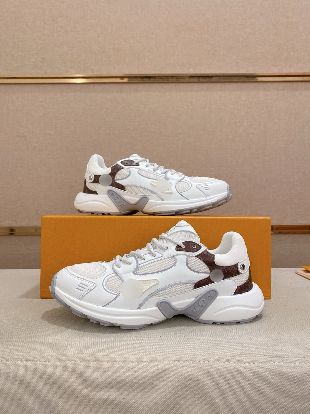 Olympia Sneakers