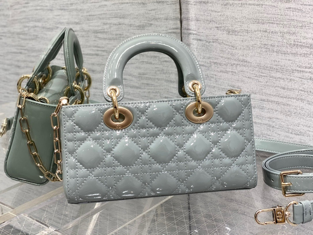 D-Joy Patent Bag